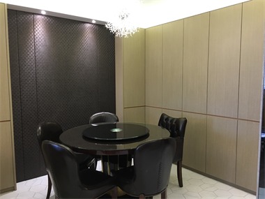 混搭餐廳吊頂實景圖